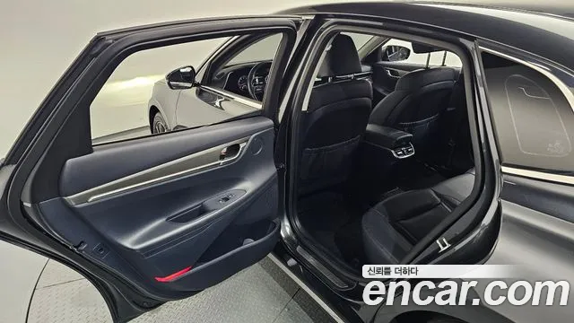 Hyundai Grandeur — Фото автомобиля 17