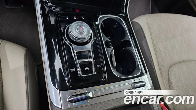 Kia Canival Carnival 4 поколение Бензин 9 мест Noblesse — Фото автомобиля 9
