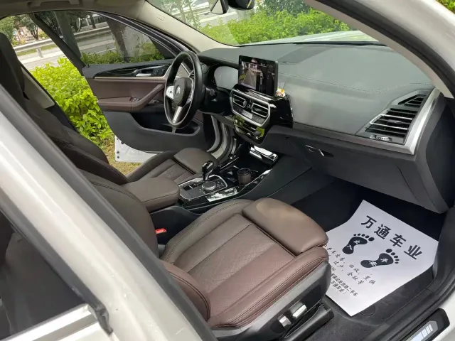 BMW X3 — Фото автомобиля 11