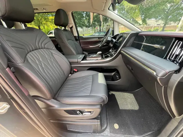GAC Trumpchi M8 — Фото автомобиля 13