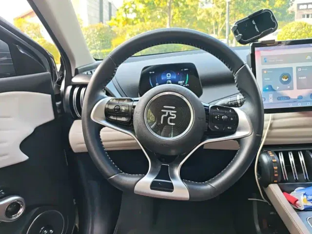 BYD Yuan PLUS — Фото автомобиля 6