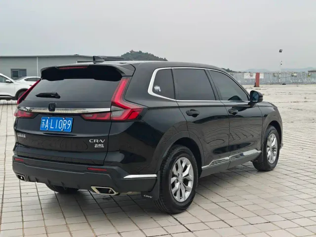 Honda CR-V — Фото автомобиля 15