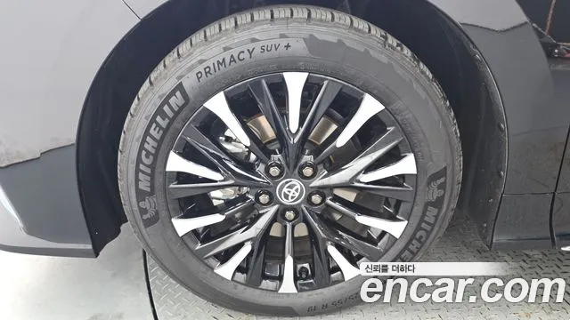 Toyota Alphard — Фото автомобиля 5