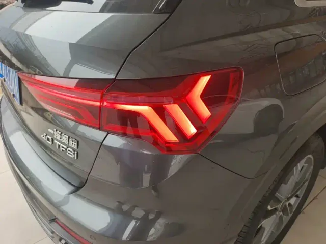 Audi Q3 — Фото автомобиля 7