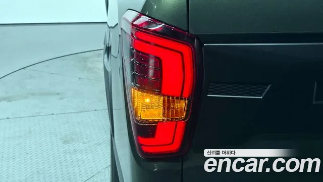KG_Mobility_Ssangyong Rexton Новый Rexton Sport Khan Дизель 2.2 4WD — Фото автомобиля 23