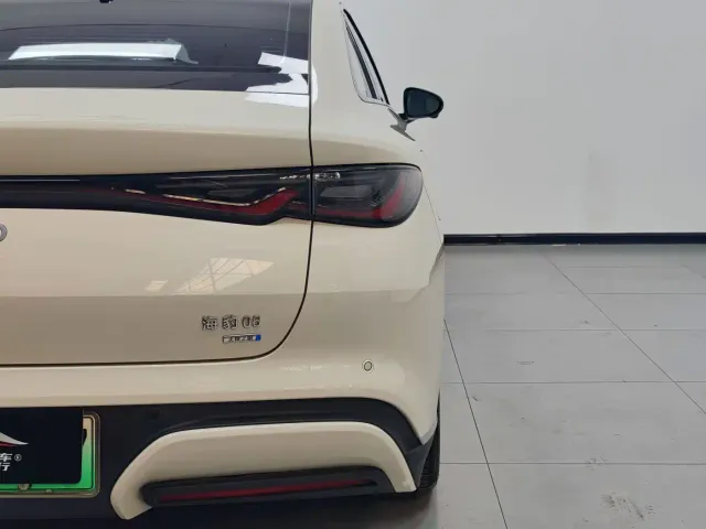 BYD Seal 06 — Фото автомобиля 12