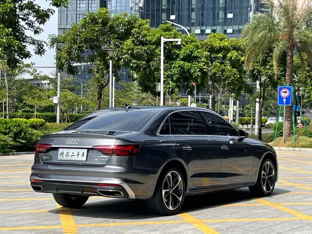 Audi A4L — Фото автомобиля 6