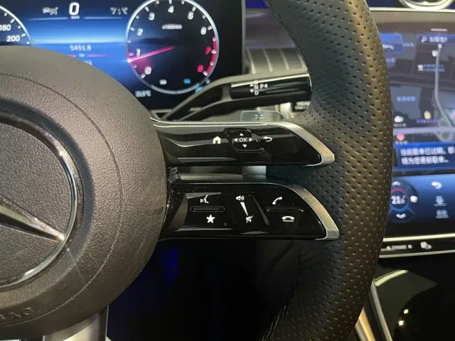 Mercedes-Benz GLC-Class — Фото автомобиля 22