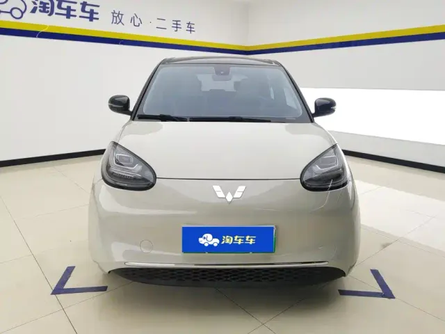 Wuling Bingo — Фото автомобиля 2