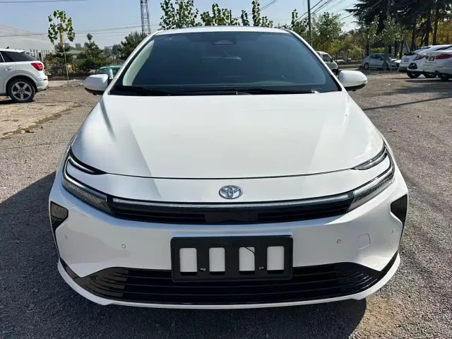 Toyota Corolla — Фото автомобиля 2