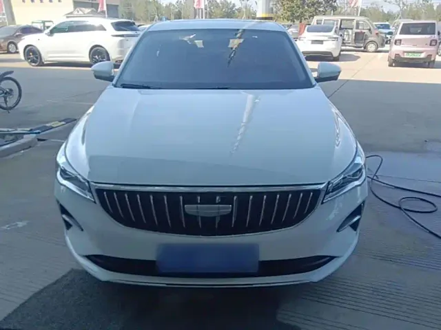 Geely Emgrand — Фото автомобиля 2
