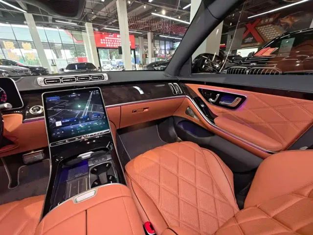 Mercedes-Benz Maybach S-Class — Фото автомобиля 24