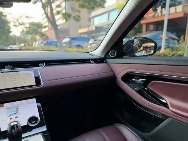 Land Rover Range Rover Evoque — Фото автомобиля 9