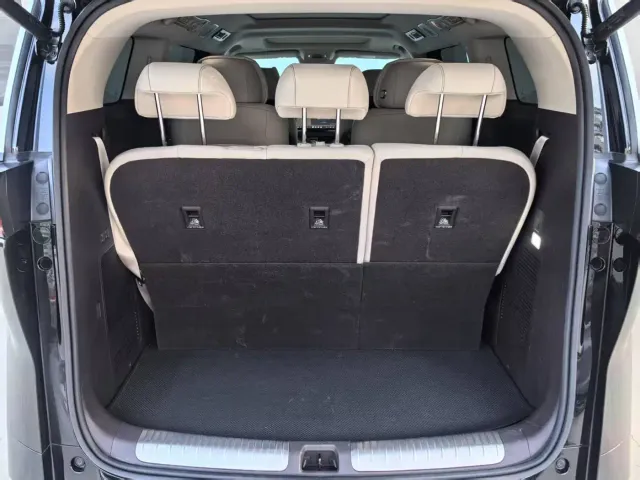 Denza Denza D9 2025 DM-i Smart Drive Edition 1020 AWD Prestige — Фото автомобиля 14