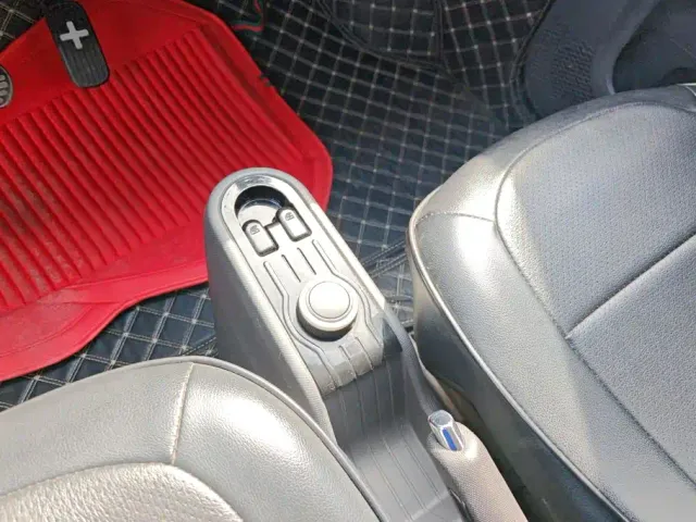 Wuling Hongguang Mini EV — Фото автомобиля 16