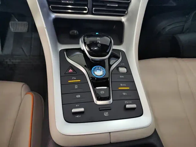 BYD Song Pro — Фото автомобиля 13