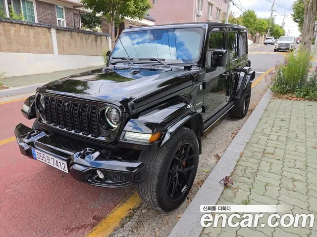 Фотография автомобиля — Jeep Wrangler