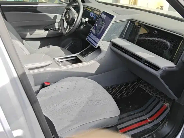 Geely Galaxy L7 — Фото автомобиля 8