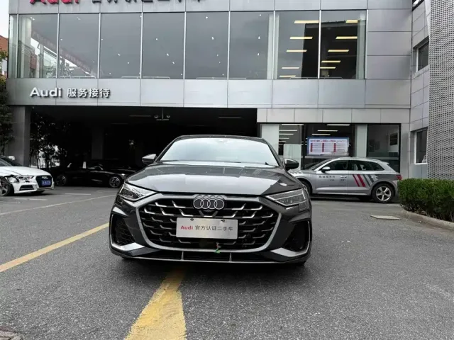 Audi Audi A3 2025 A3L Limousine 35TFSI Flying Premium — Фото автомобиля 2