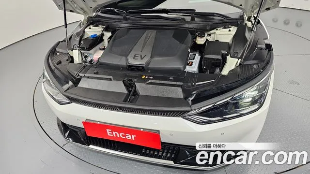 Kia EV6 — Фото автомобиля 6
