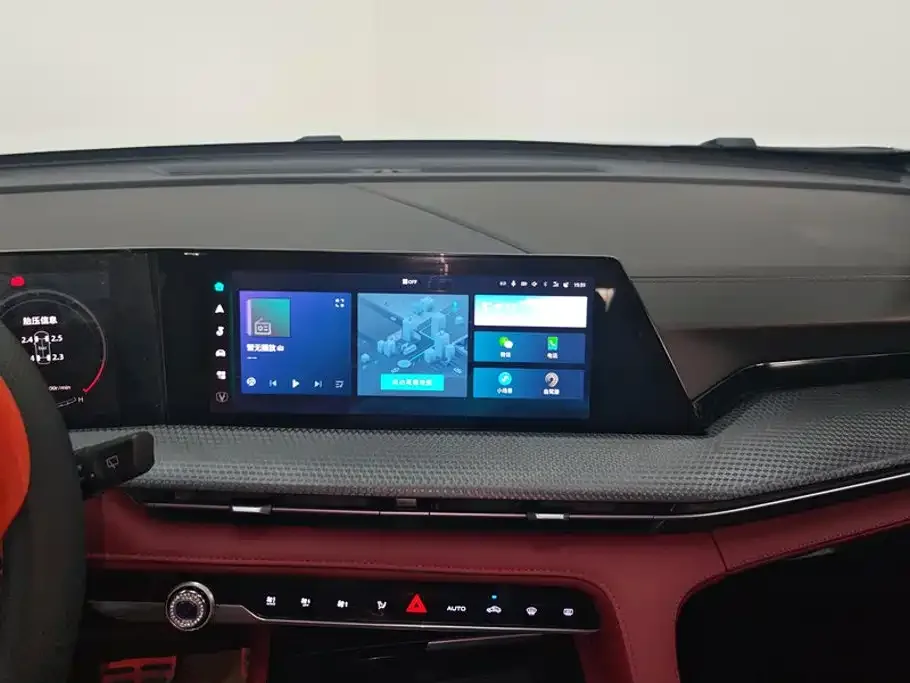 Changan Changan CS75 PLUS 2022 2nd Gen 1.5T Automatic Premium — Фото автомобиля 13