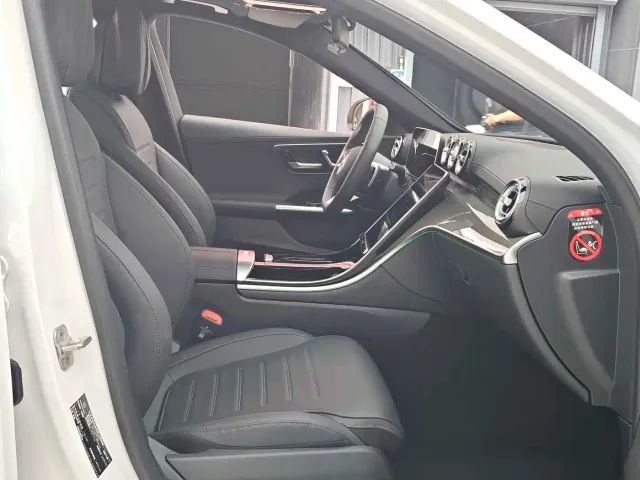 Mercedes-Benz C-Class — Фото автомобиля 11
