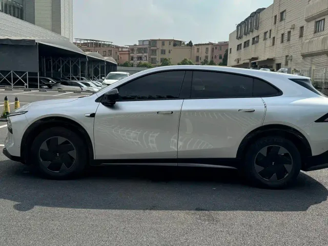 Xpeng G7 — Фото автомобиля 5
