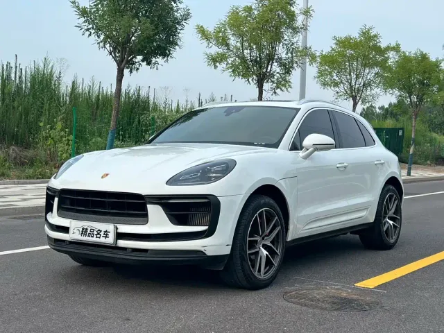 Фотография автомобиля — Porsche Macan