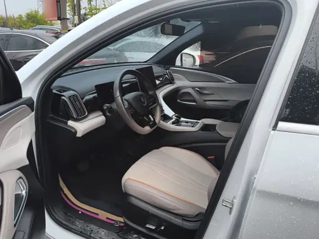 BYD Song Pro — Фото автомобиля 14