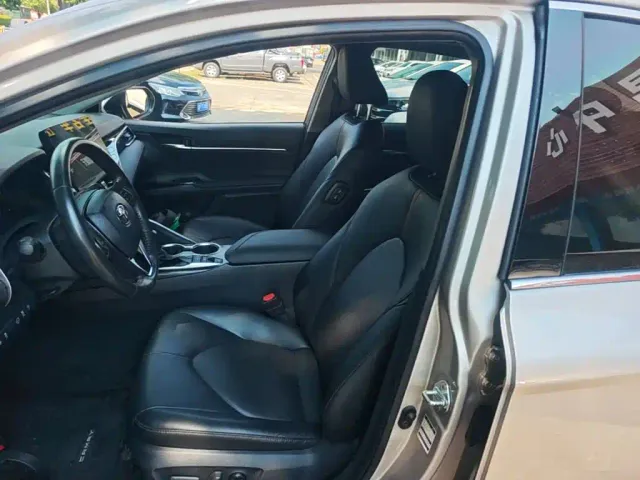 Toyota Camry — Фото автомобиля 14