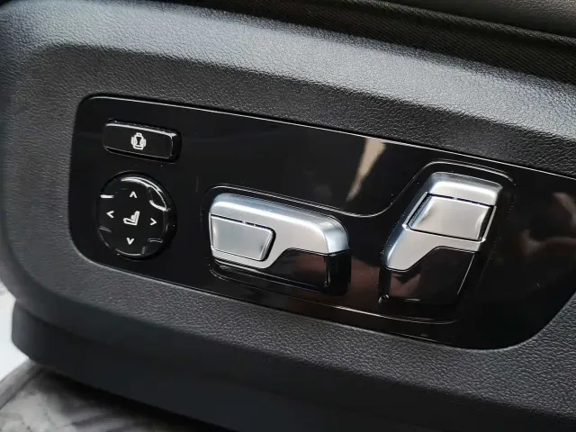 BMW XM — Фото автомобиля 29