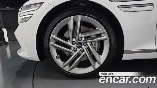 Genesis G80 RG3 — Фото автомобиля 5
