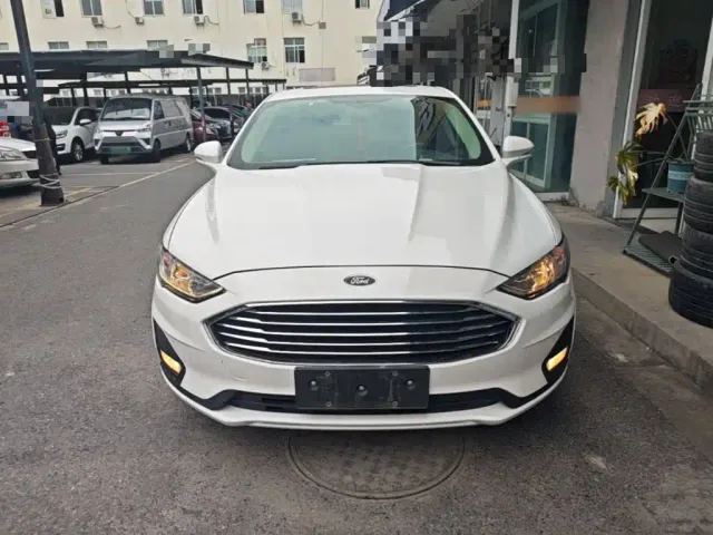 Ford Mondeo 2020 EcoBoost 180 Fashion — Фото автомобиля 2