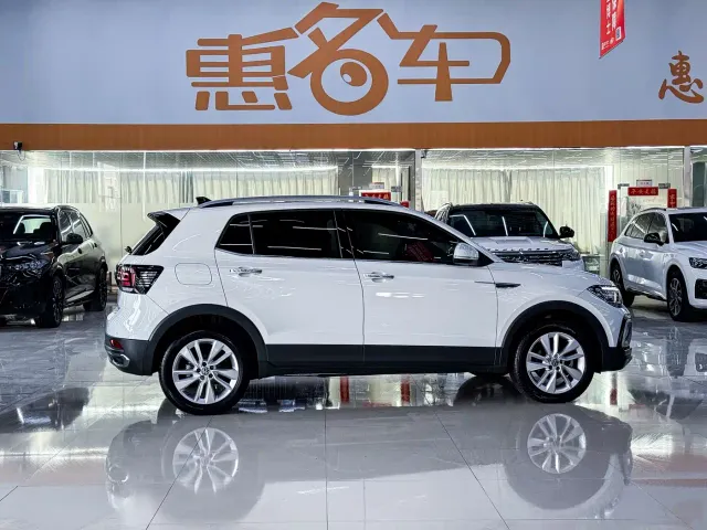 Volkswagen T-Cross — Фото автомобиля 14