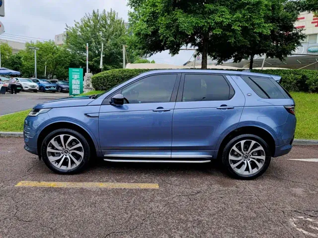 Land Rover Discovery Sport — Фото автомобиля 3