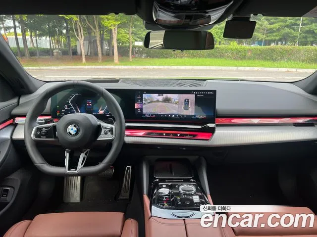 BMW 5-Series 5 серия (G60) 530i xDrive M Sport — Фото автомобиля 12