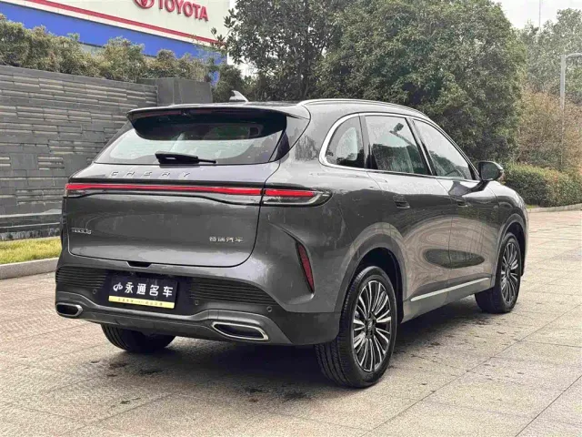 Chery Tiggo 8 — Фото автомобиля 12