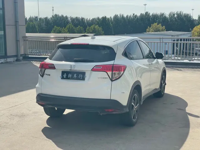 Honda Vezel — Фото автомобиля 5
