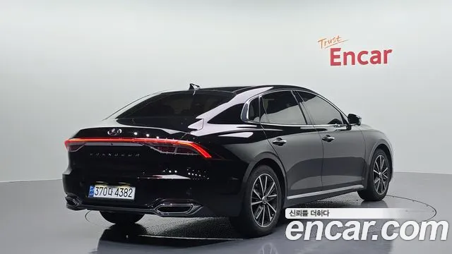Hyundai Grandeur — Фото автомобиля 2