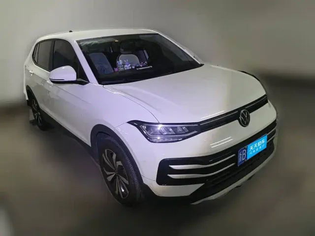 Volkswagen Tharu — Фото автомобиля 3
