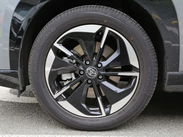 Toyota BoZhi 3X — Фото автомобиля 16