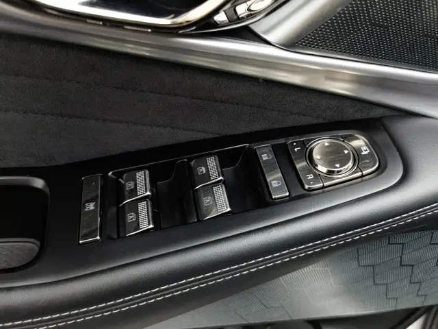 GAC Trumpchi GS8 — Фото автомобиля 9