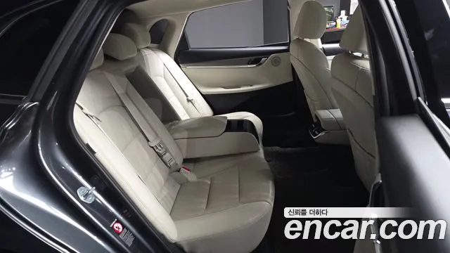 Hyundai Grandeur — Фото автомобиля 11