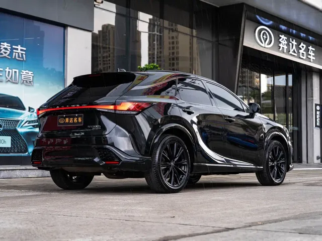 Lexus RX — Фото автомобиля 3