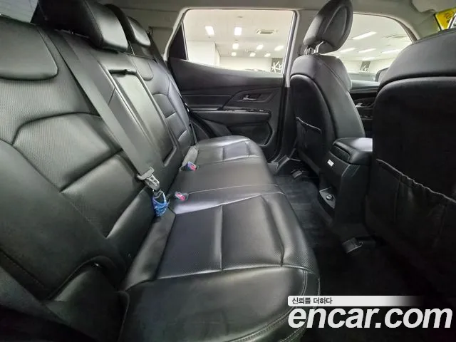 KGM Korando Beautiful — Фото автомобиля 18