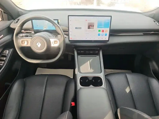 Baojun Yunhai — Фото автомобиля 9