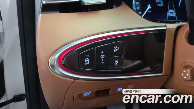 Genesis GV70 — Фото автомобиля 26