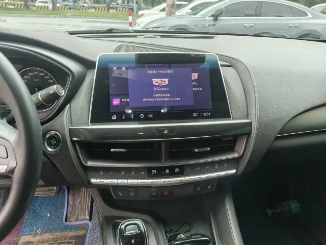 Cadillac CT5 — Фото автомобиля 15