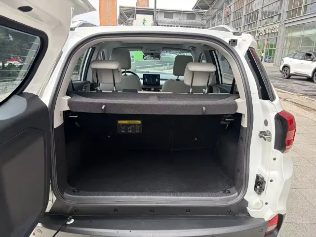 BYD Yuan Pro — Фото автомобиля 12