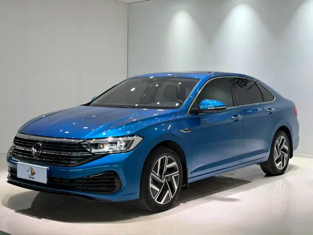 Фотография автомобиля — Volkswagen Sagitar
